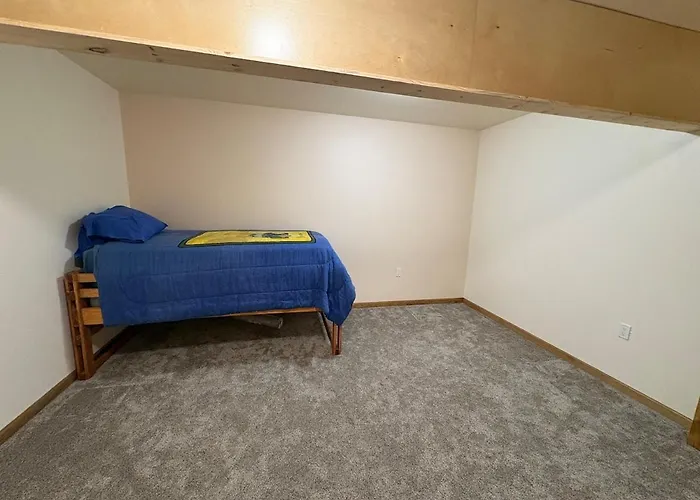 Quiet With Beautiful Mountain Views Appartamento